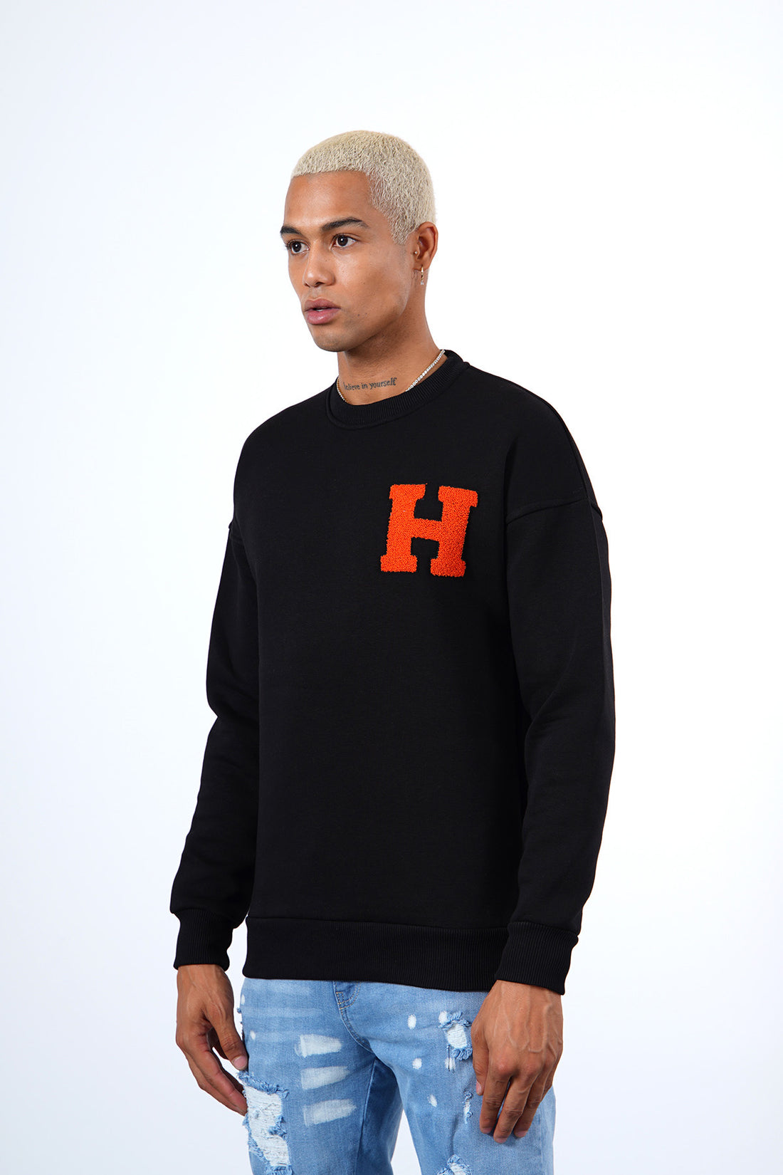 Zwarte sweatshirt voor heren met rode letter H